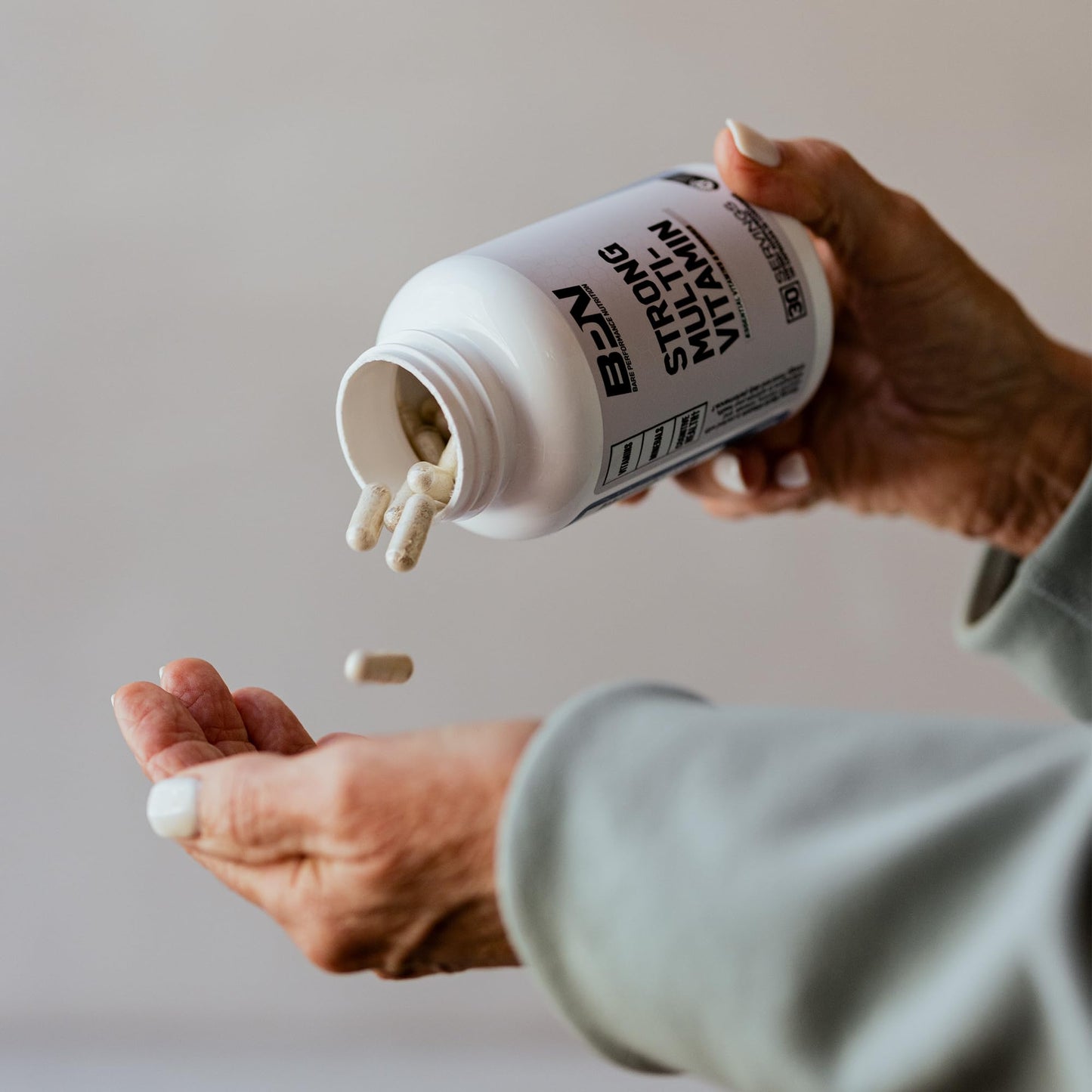 BARE PERFORMANCE NUTRITION, BPN Strong Multi-Vitamin, Foundational Health, Improved Mood and Sleep, Adaptogens, Improved Cognitive Health